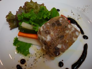 牛肉と豚肉のパテ