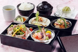 松花堂弁当